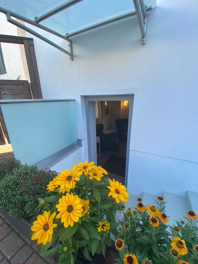 Pension Villa Ostseetraum Rostock Exterior foto